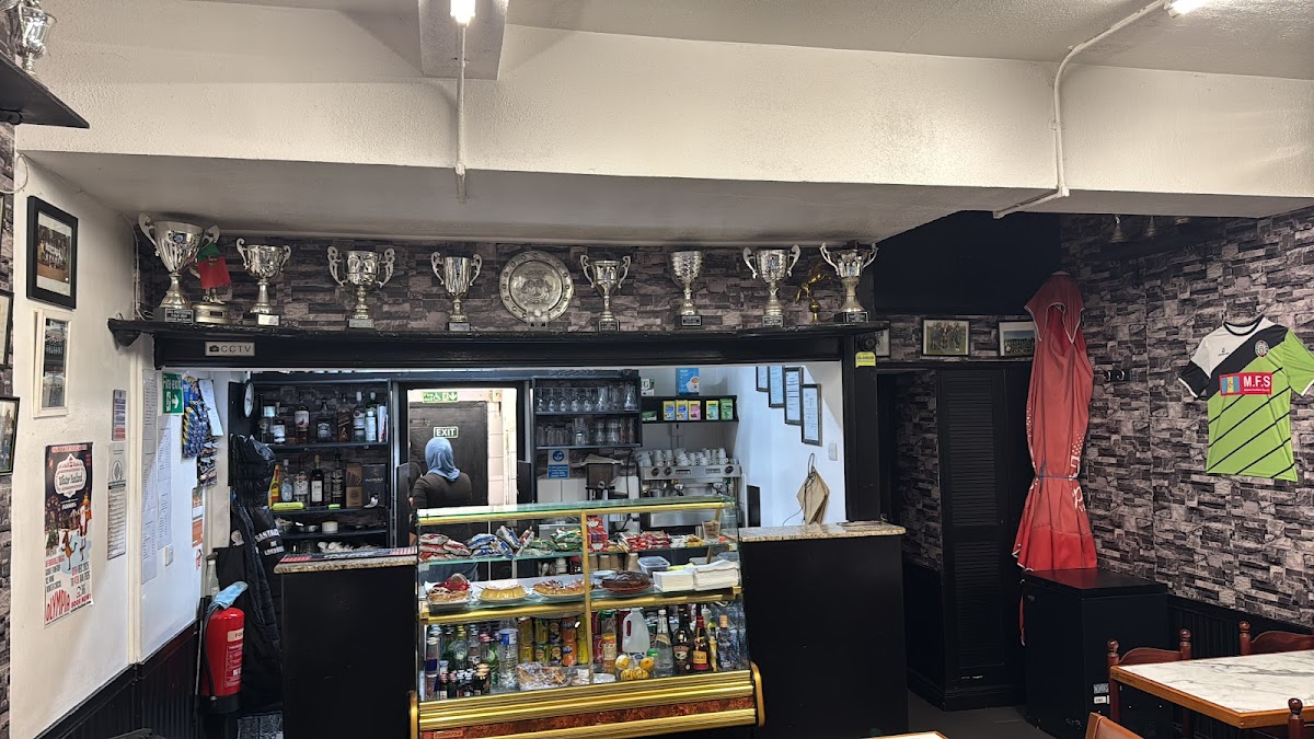 Cafe Santacruzense interior