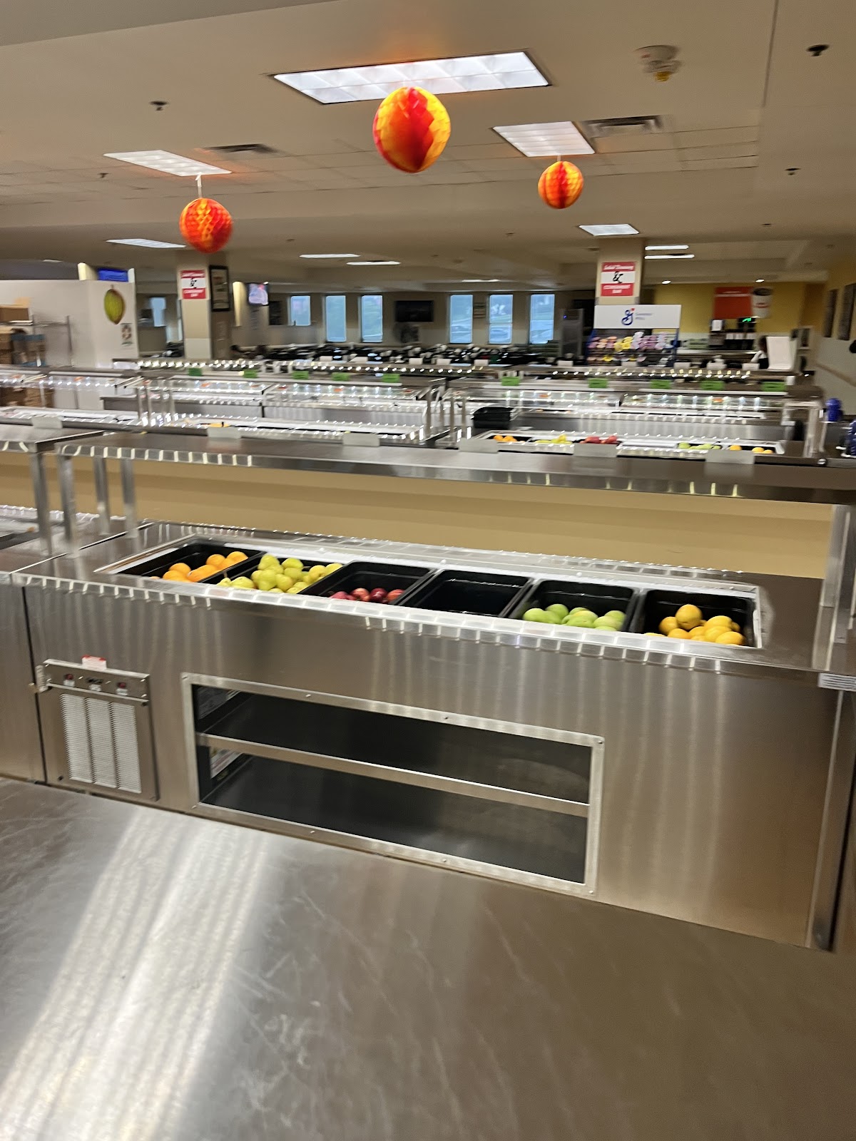 METC DFAC interior