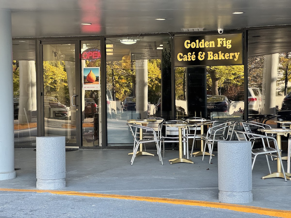 Golden Fig Café and Bakery interior
