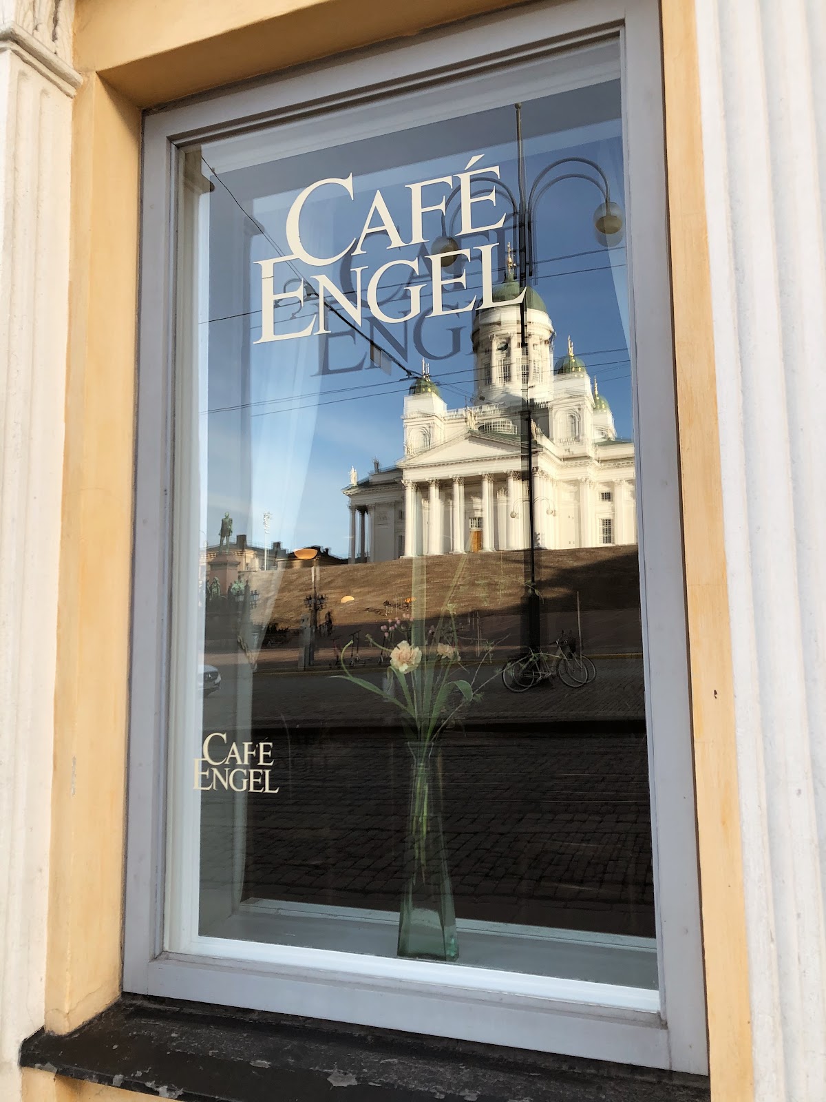 Café Engel interior