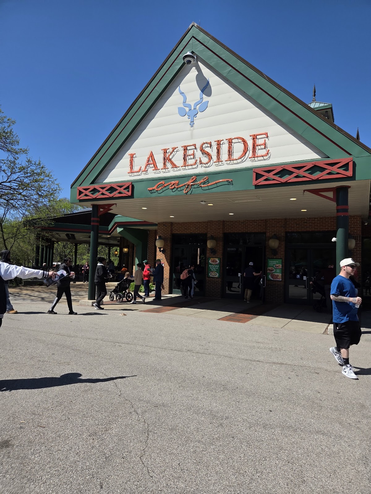 Photo of Lakeside Café at Saint Louis Zoo