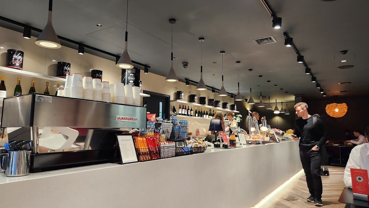 Good Eating Cafe interior