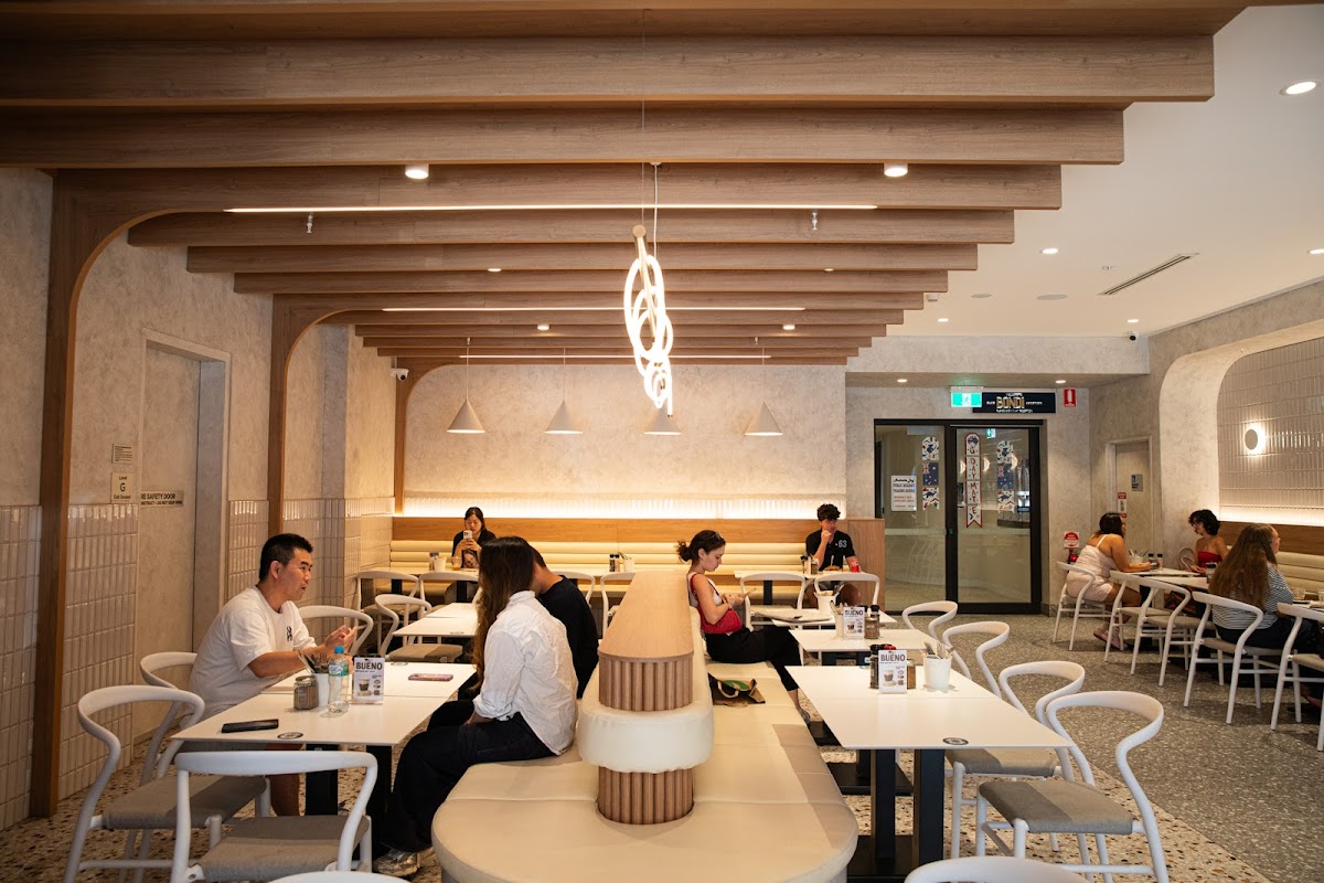 Leaf Cafe & Co Bondi interior