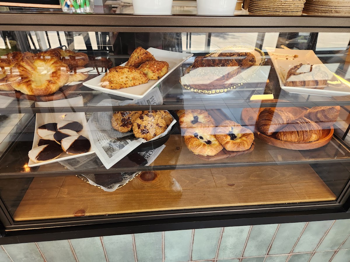 Sweet Jeans Kitchen + Espresso Bar interior