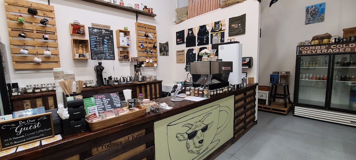 Combs' Coffee interior