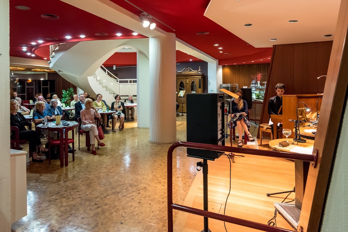 Photo of SIM-Cafe