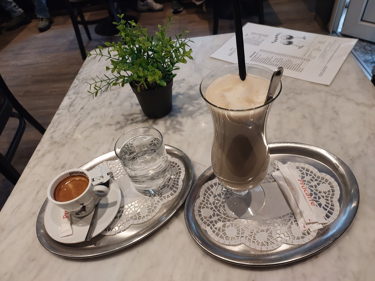 Cafe Respect interior