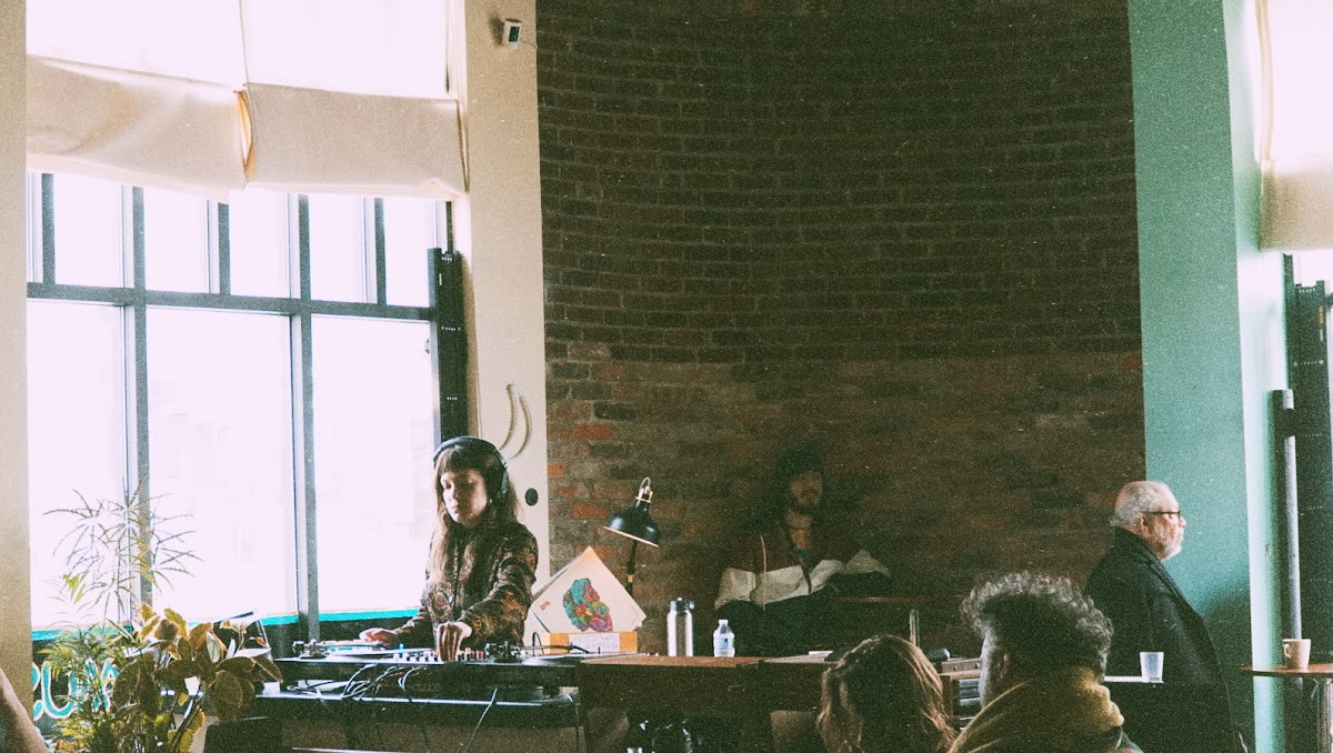 Moondog Cafe interior