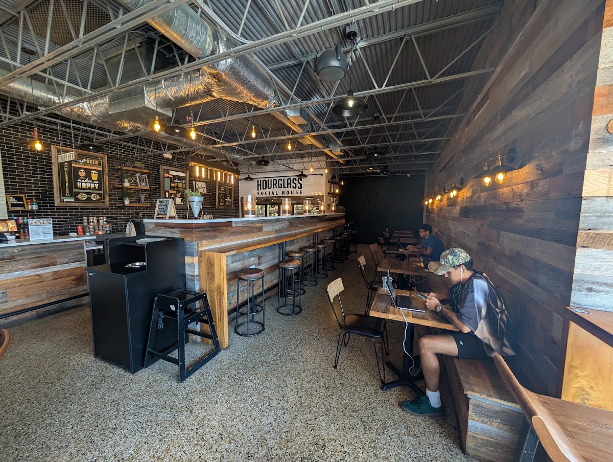 Photo of Foxtail Coffee - Hourglass District