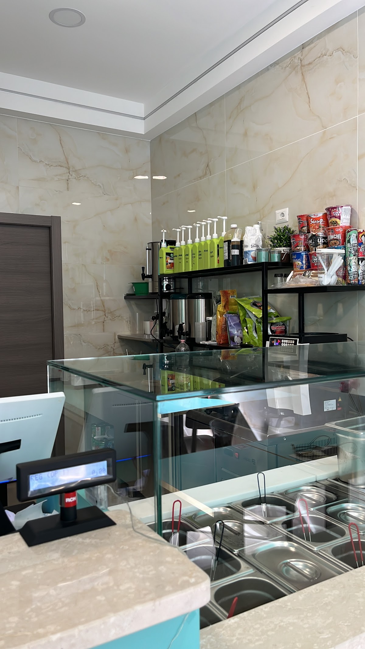 Hippo Tea Milano interior