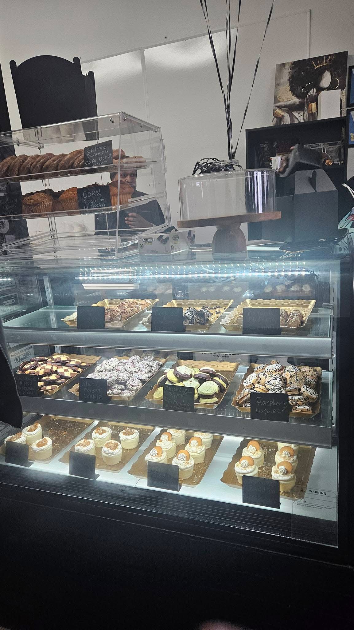 Lyrical Chef Cafe' interior