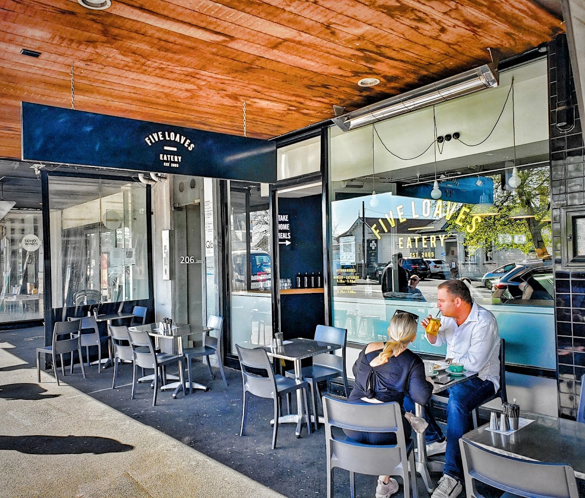 5 Loaves and 2 Fish Catering interior