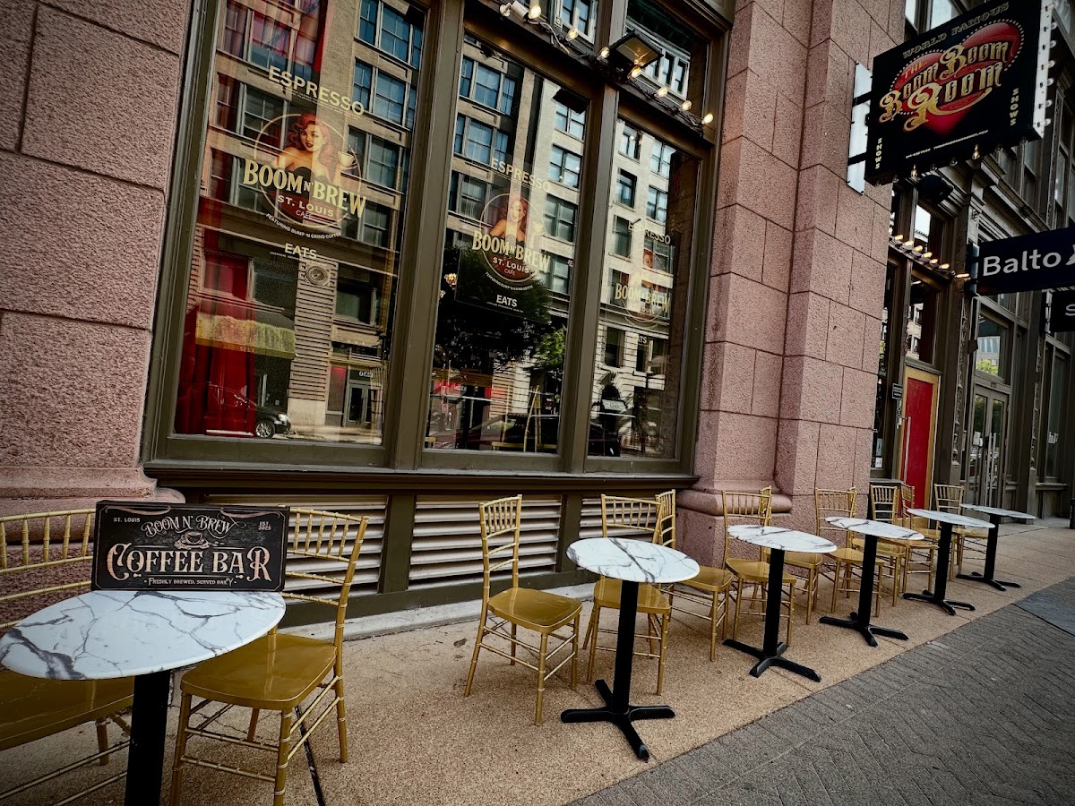 Boom N Brew - St. Louis Cafe interior