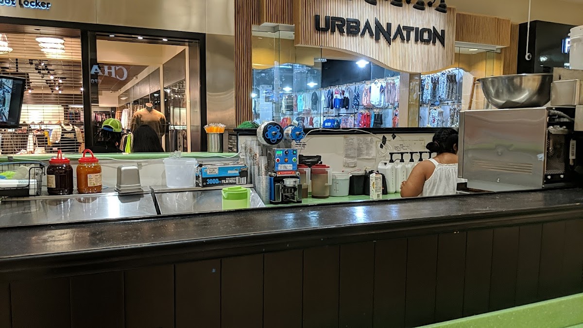 Shake n Bubble interior