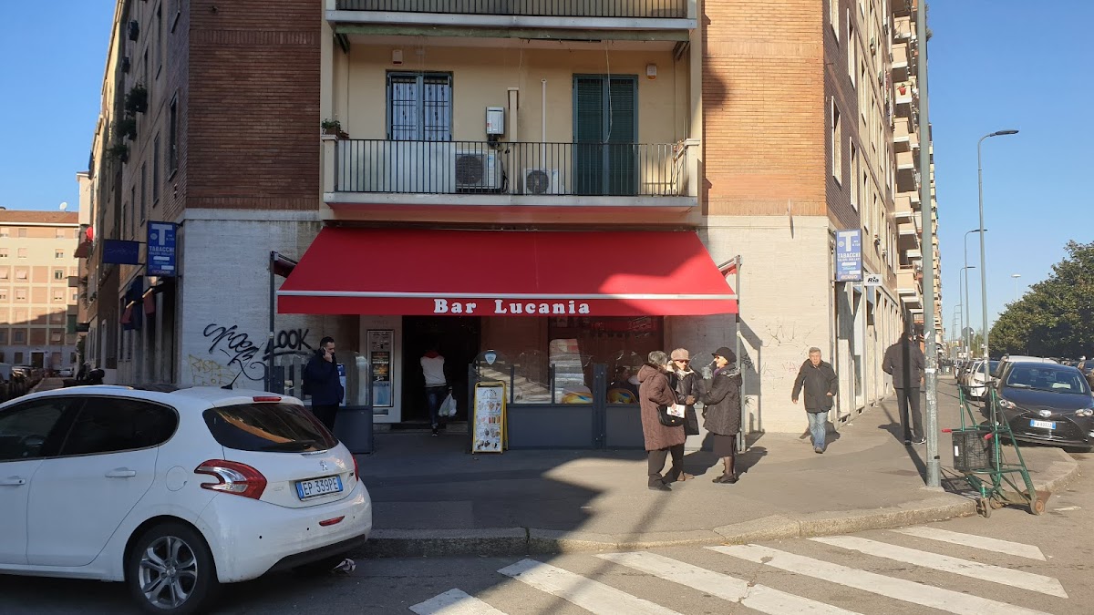 Hu Stefano Bar Lucania interior