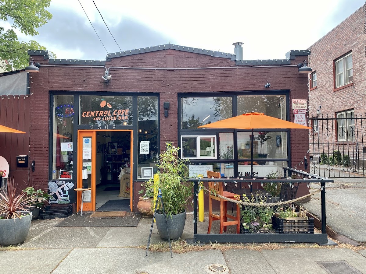 Central Cafe and Juice Bar interior