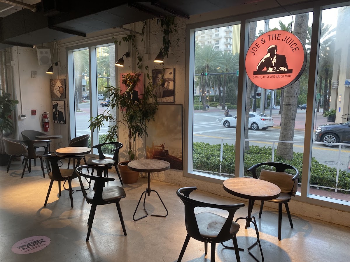 Miami Joe Coffee Co. interior