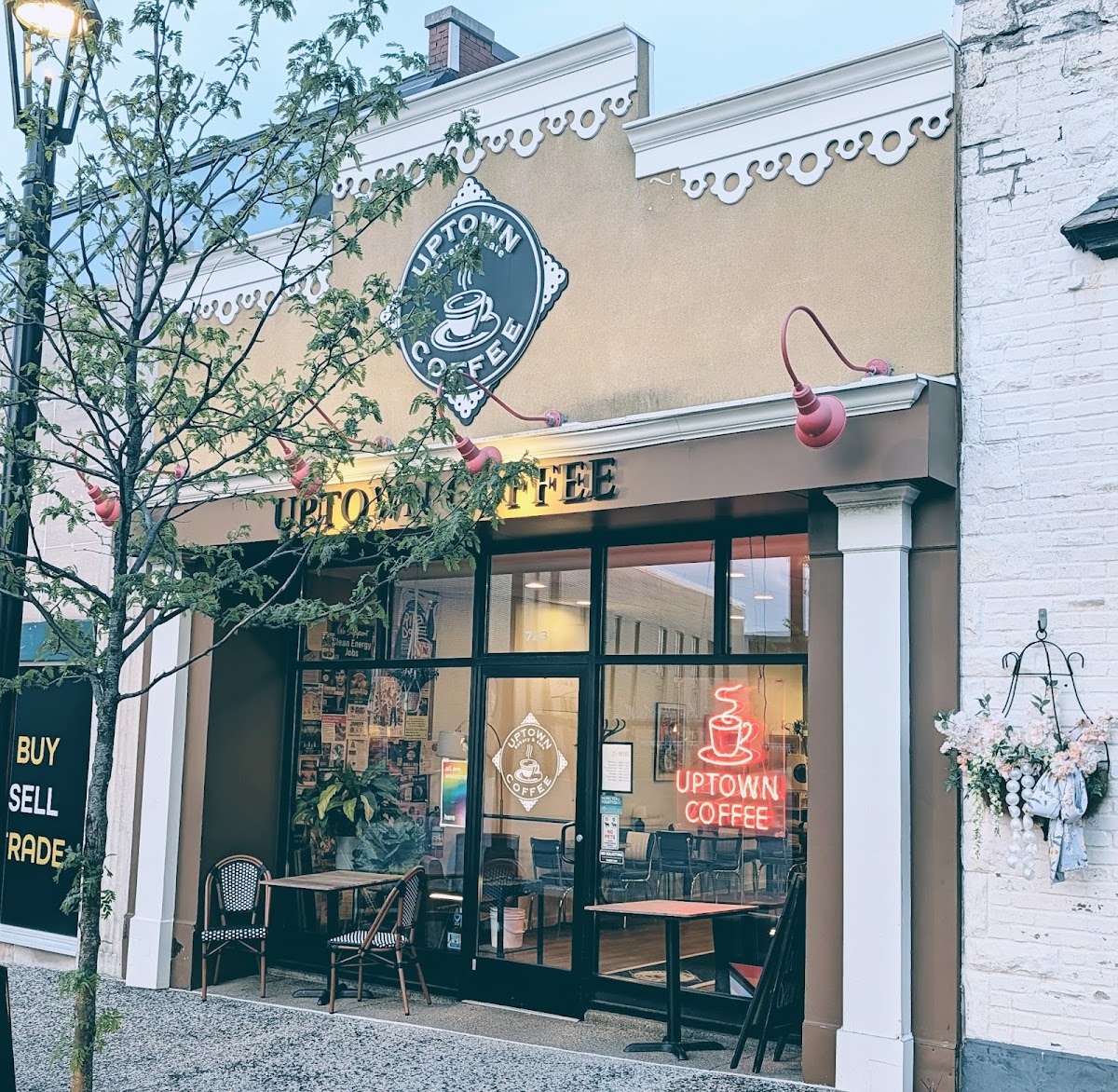 Uptown Coffee interior