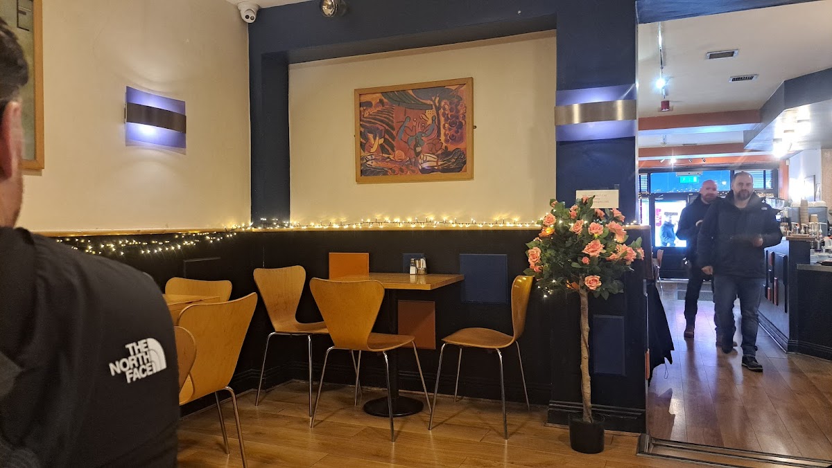 Cafe Crema interior