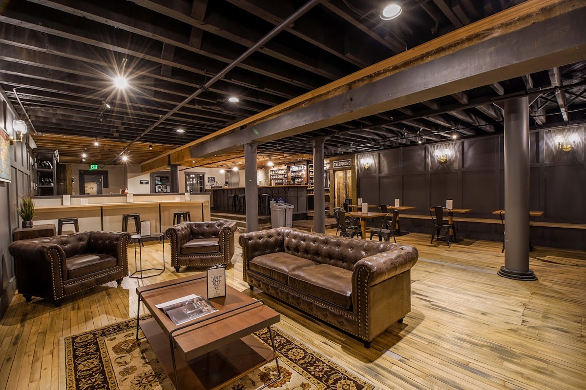 Revival Tea Company interior