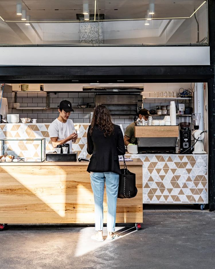 Cafe Monstera interior