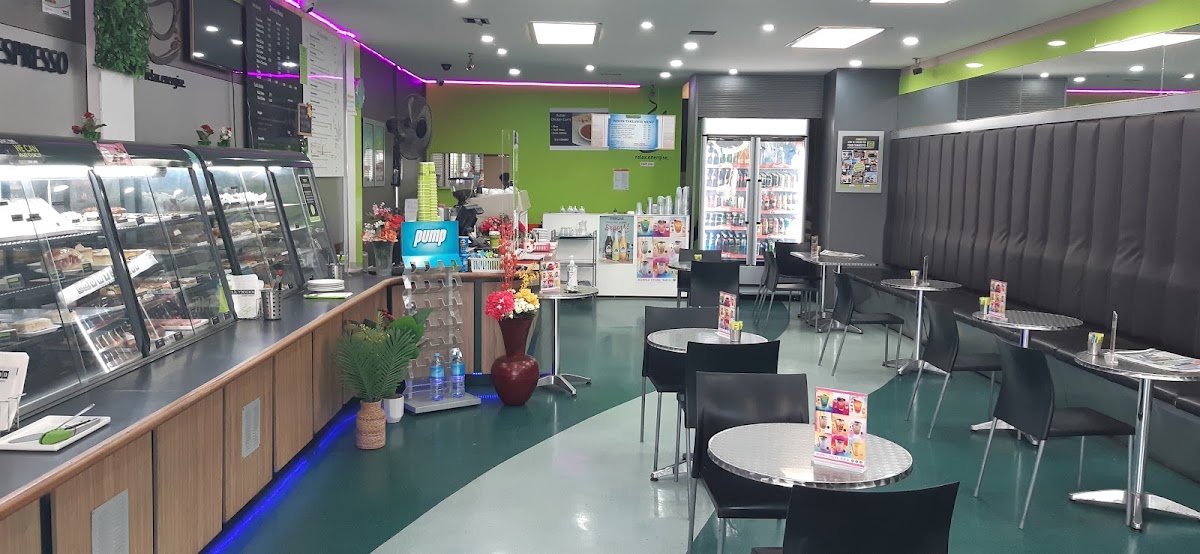 Hollywood Bakery and Espresso Cafe interior