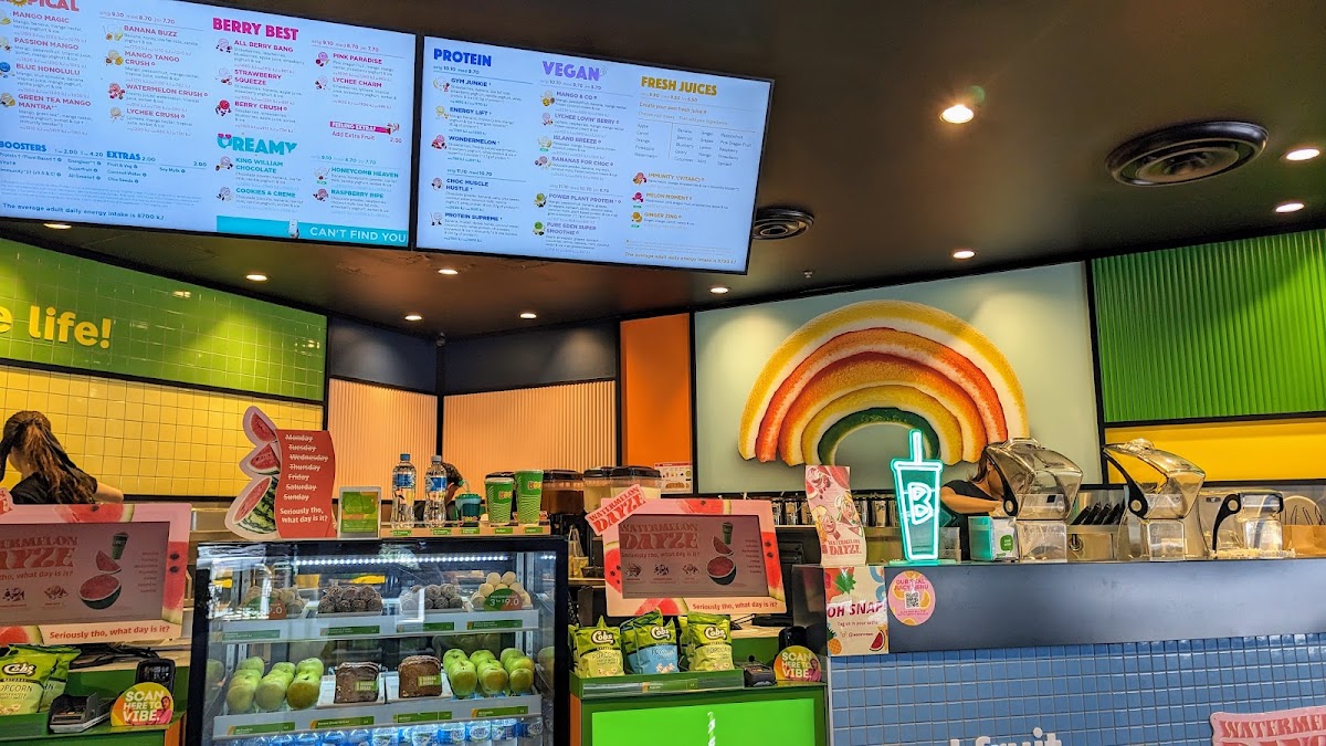 Splash Juice Bar Cafe interior