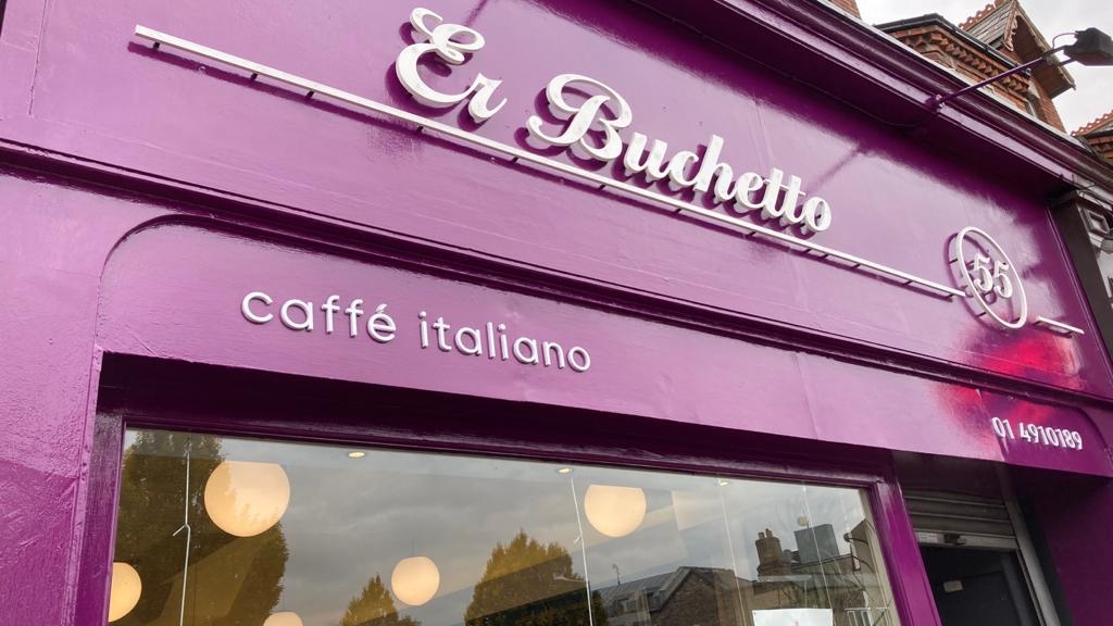 Er Buchetto Caffe Italiano interior