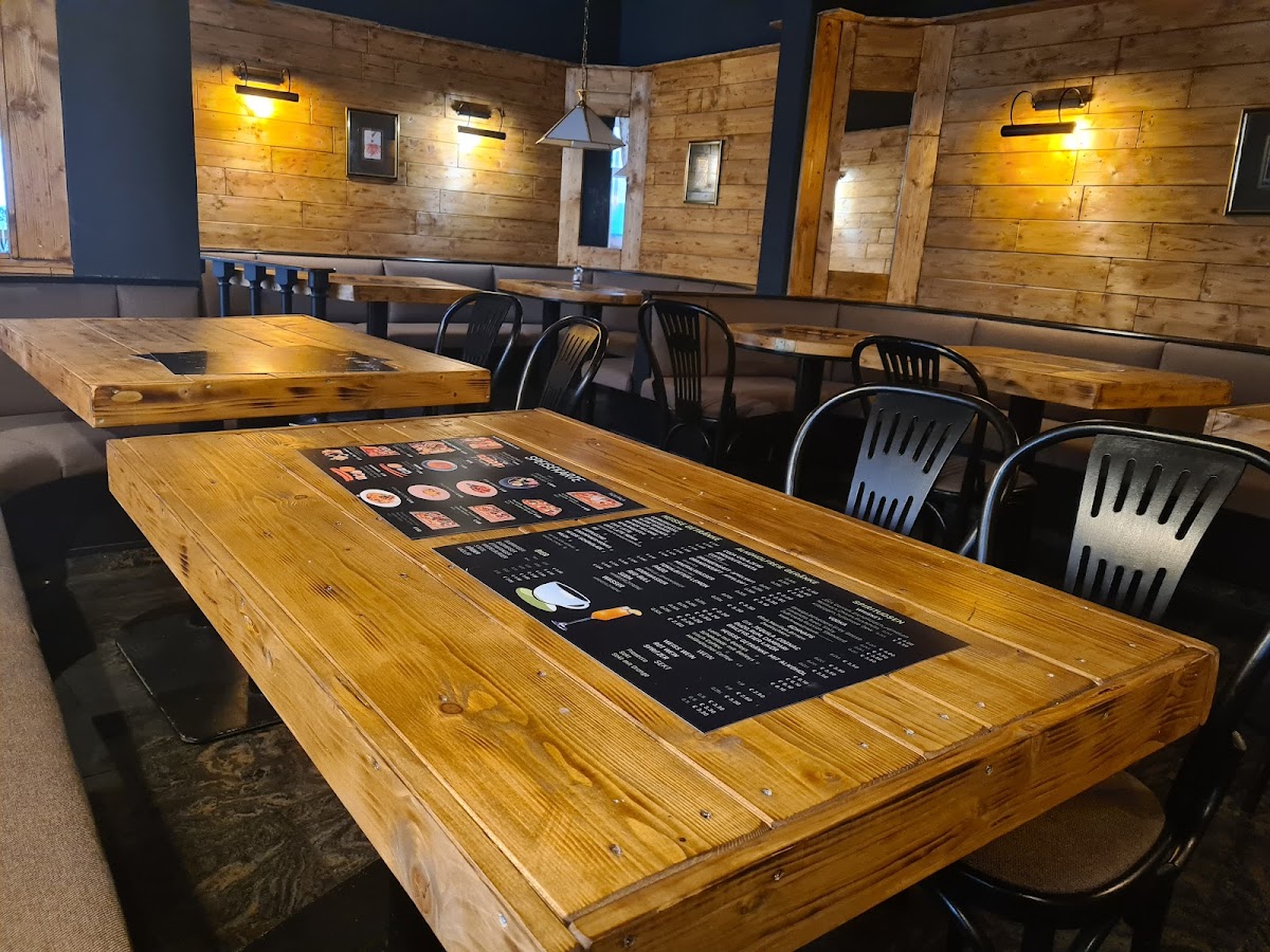 Weidlich Café Restaurant interior
