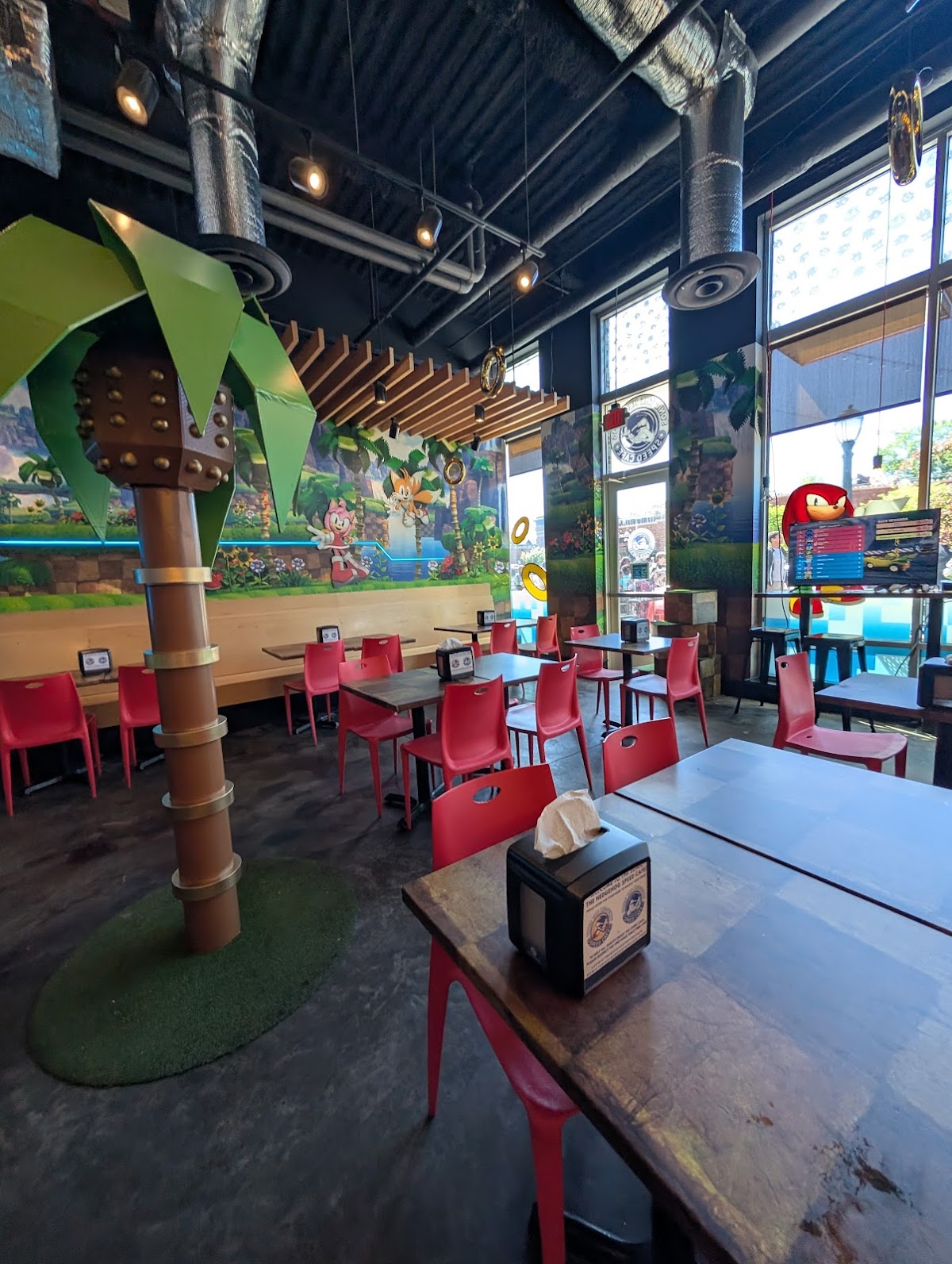 Photo of Sonic the Hedgehog Speed Café STL