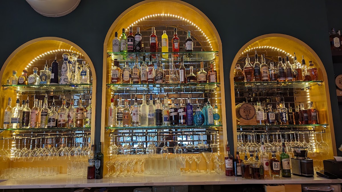 Marietta Proper interior