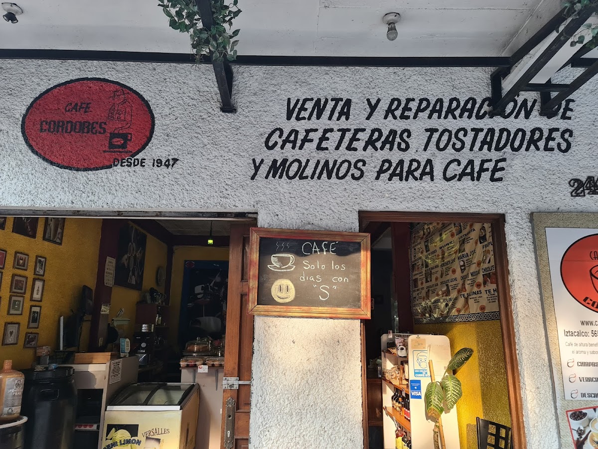 Cafe Cordobés interior