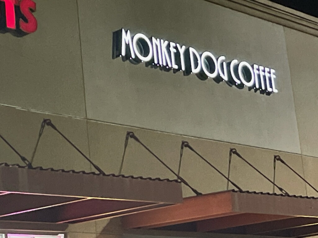 Monkey Dog Coffee interior