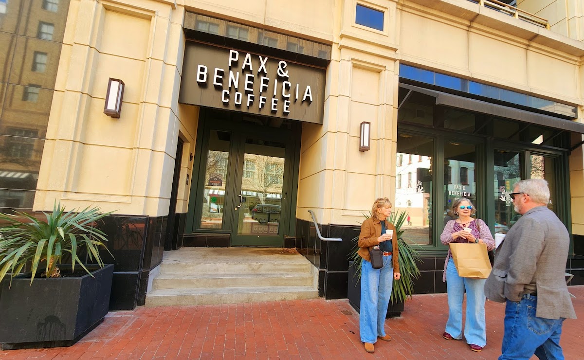 Pax & Beneficia Coffee interior