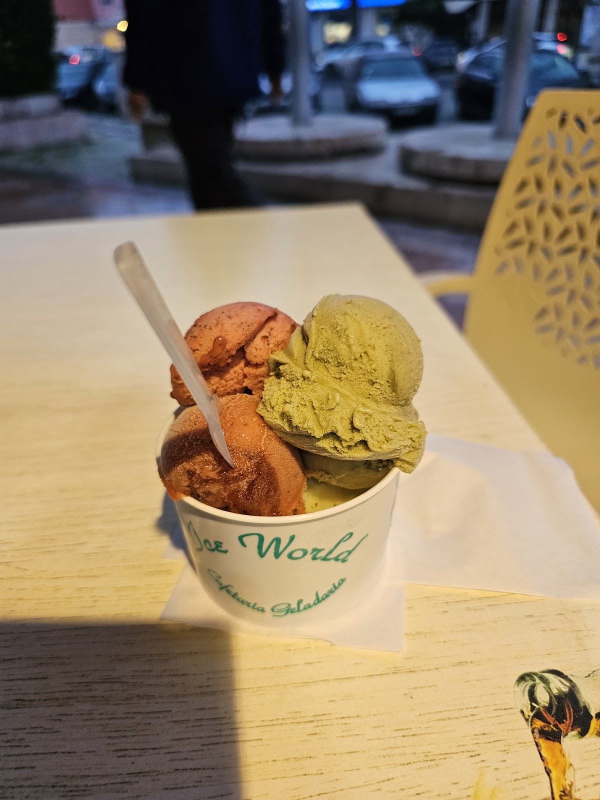 Geladaria Ice World interior