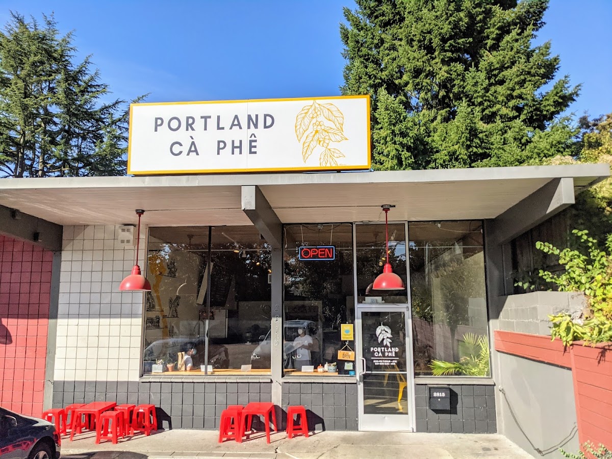 Portland Ca Phe interior