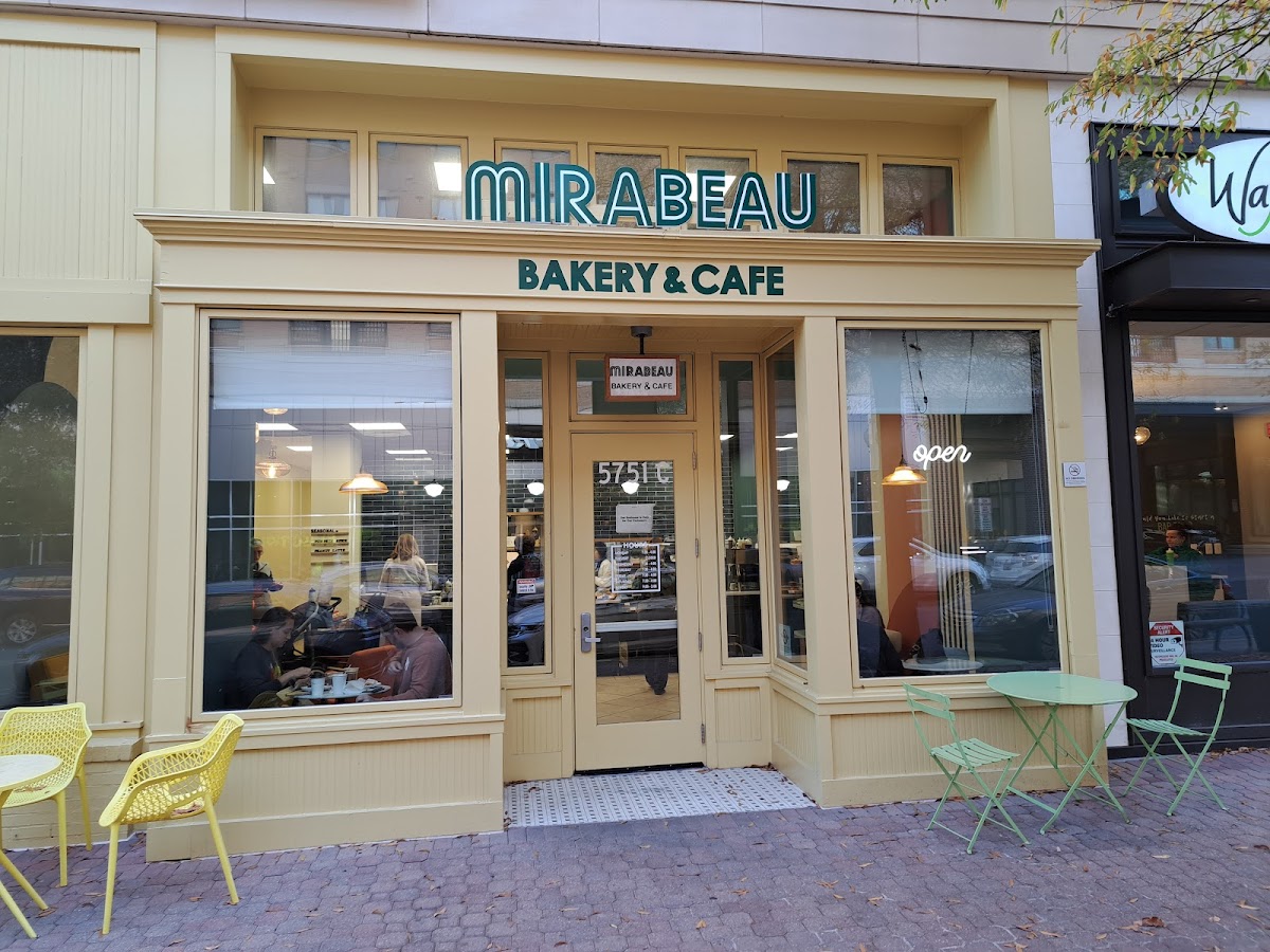 Mirabeau interior