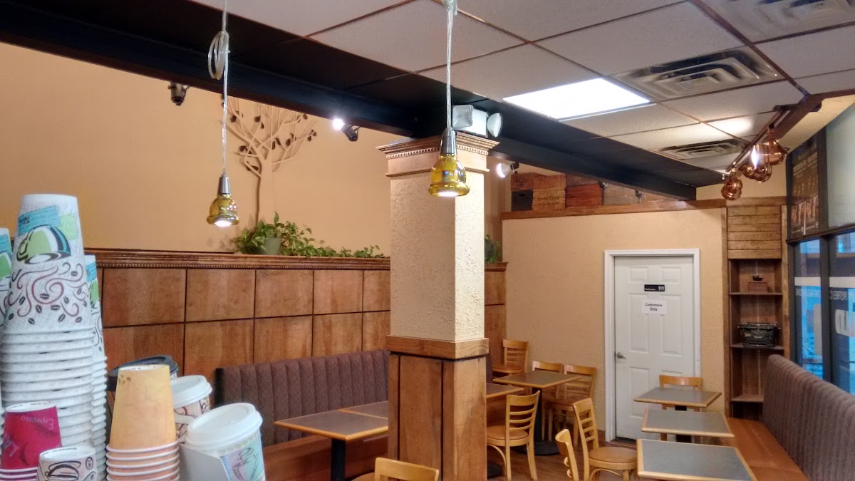 Coffee Land interior