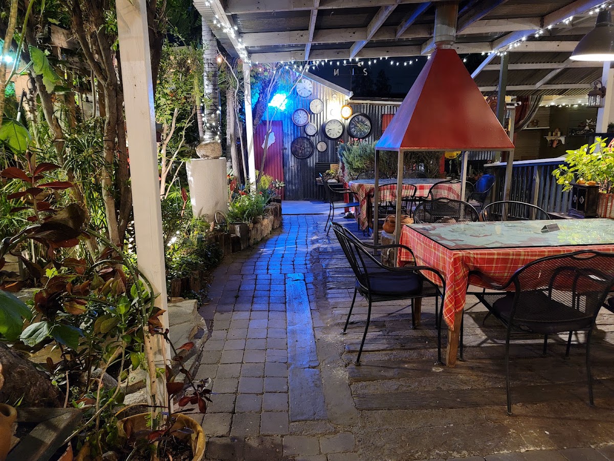 LuLu Coffee interior