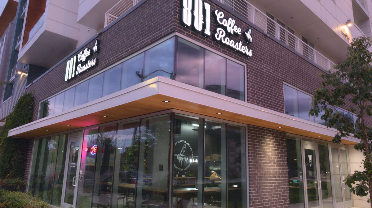 801 Coffee Roasters interior