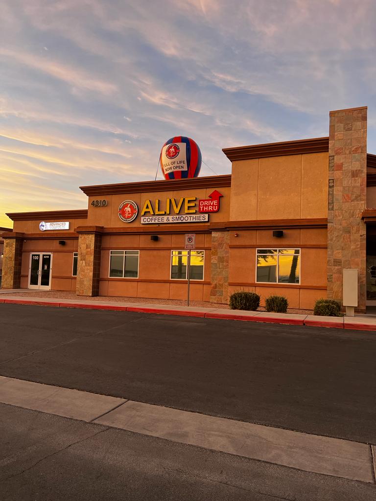Alive Coffee and Smoothies interior