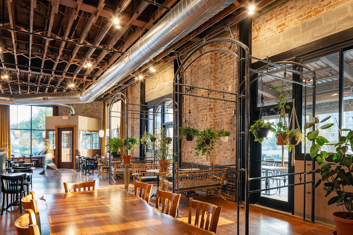 The Mill on Leavenworth interior