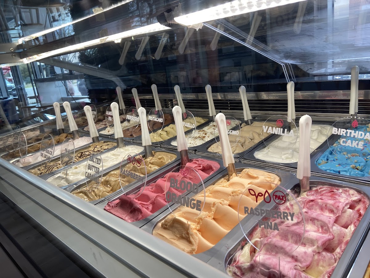 Sweet Frozen Bar interior