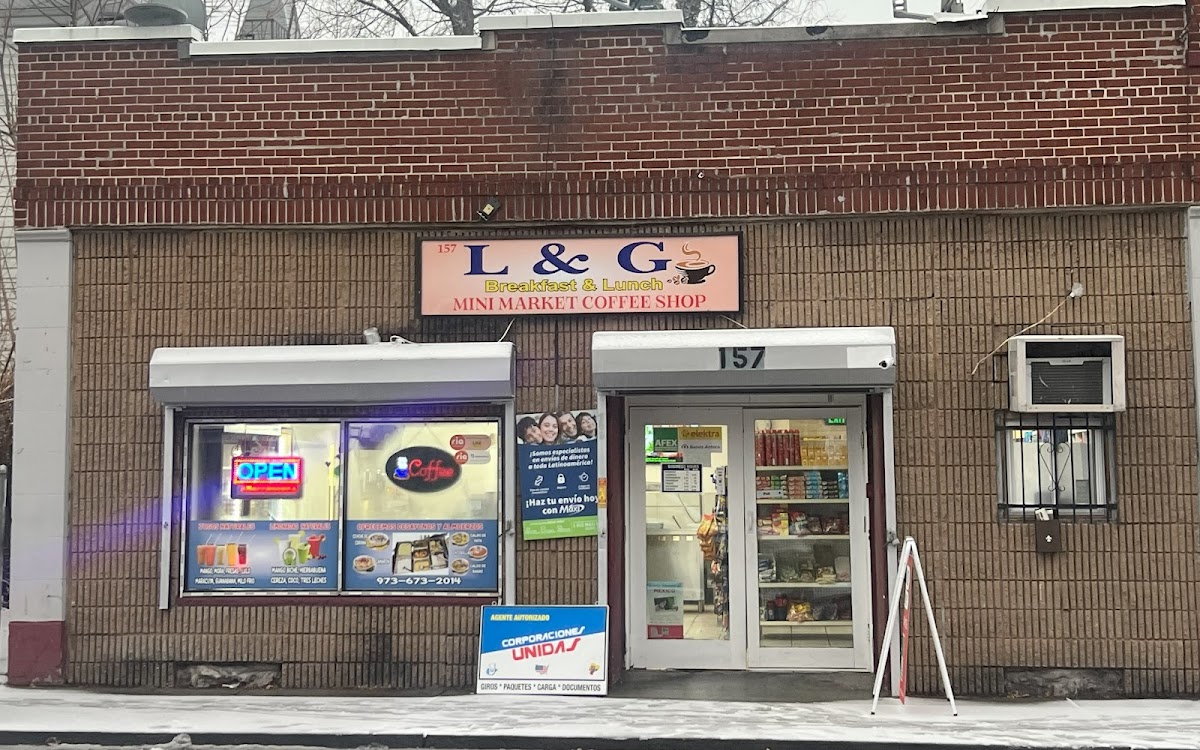 L&G Mini Market Coffe Shop LLC interior