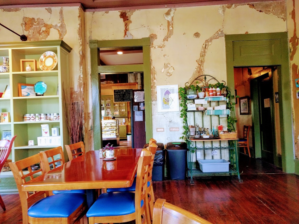 Donderos' Kitchen interior