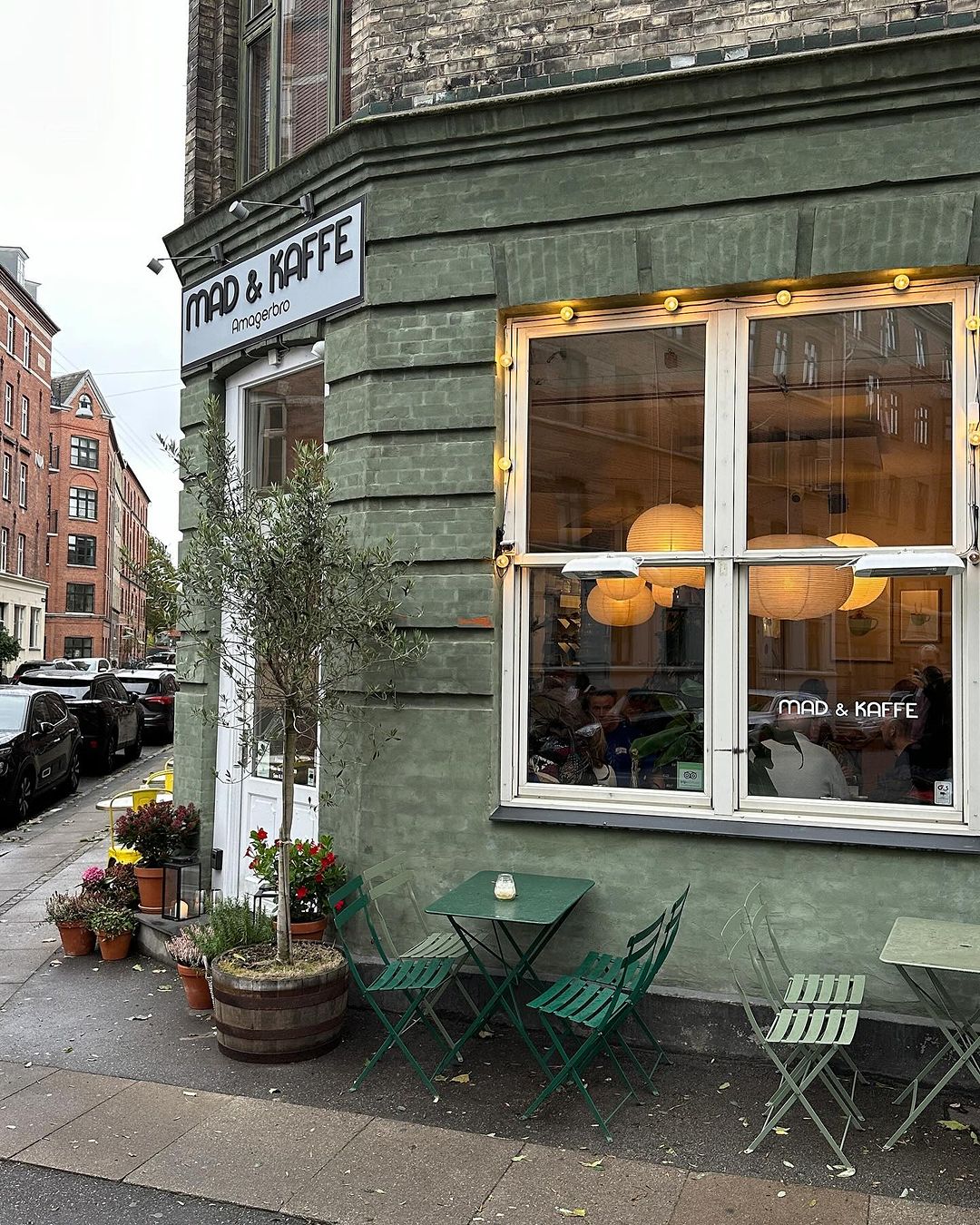 Mad & Kaffe interior