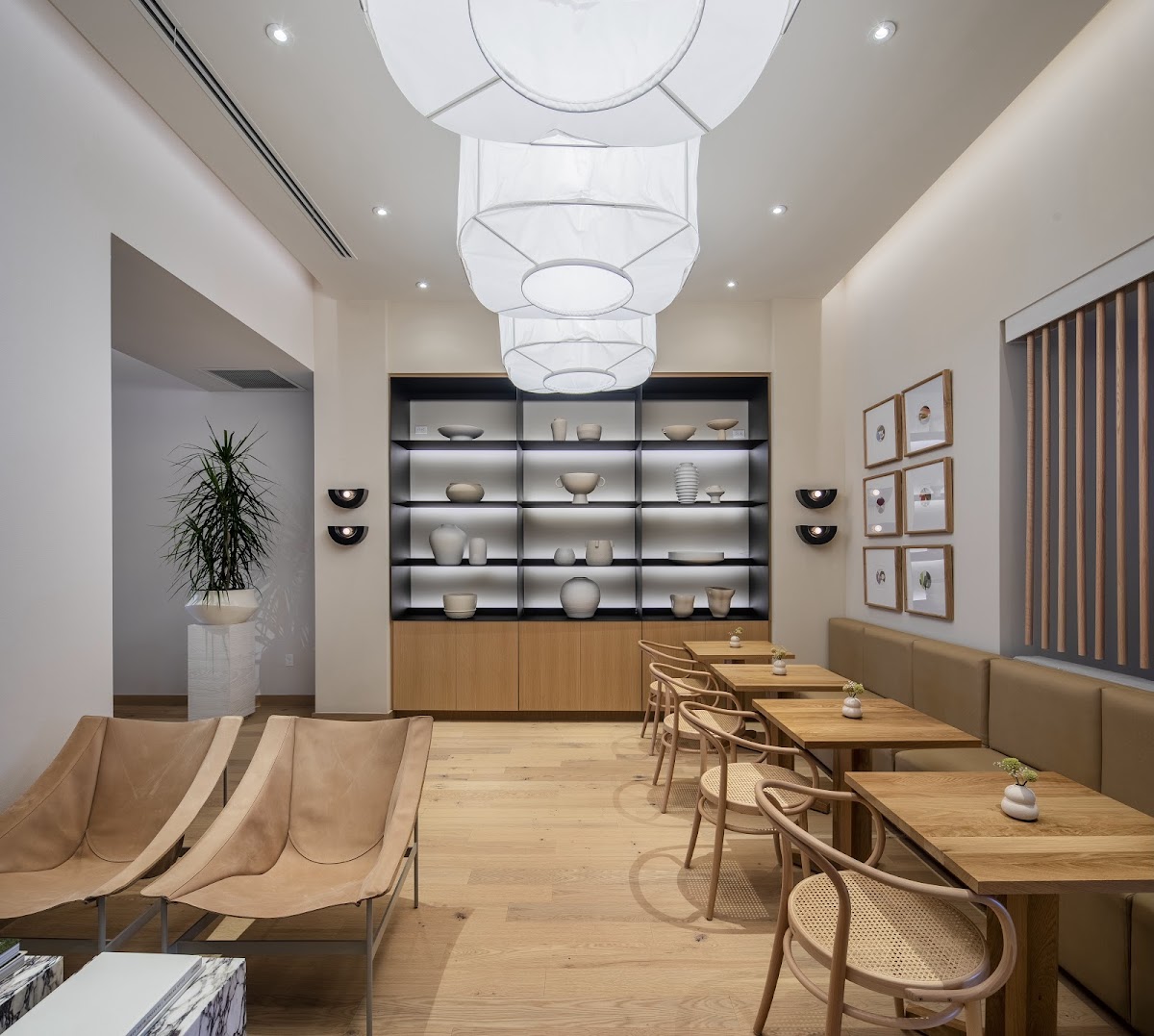 Haan Coffee interior