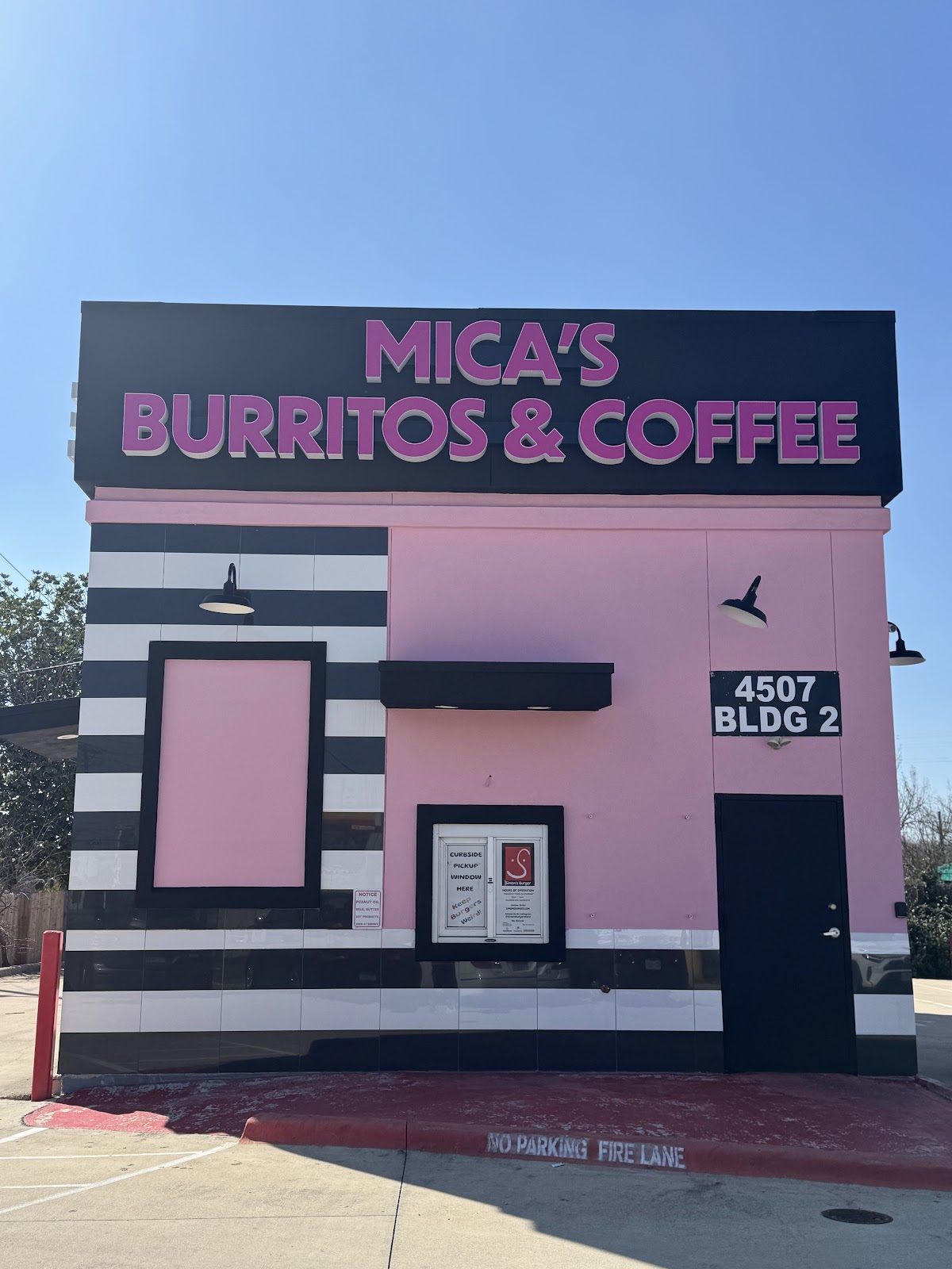Mica’s Burritos & Coffee interior