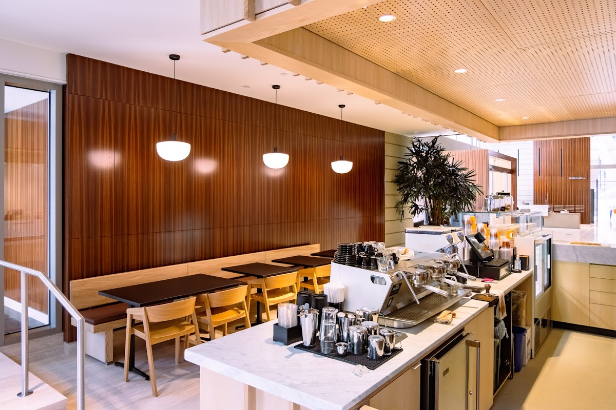 Caffe Ladro interior