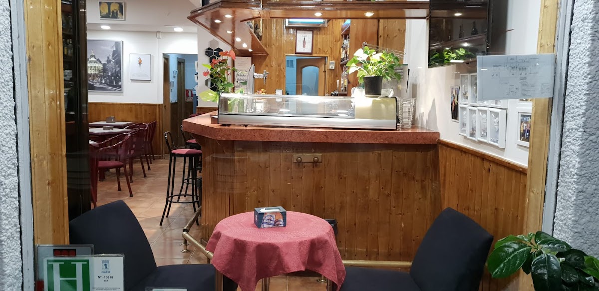 Photo of Cafetería Montes